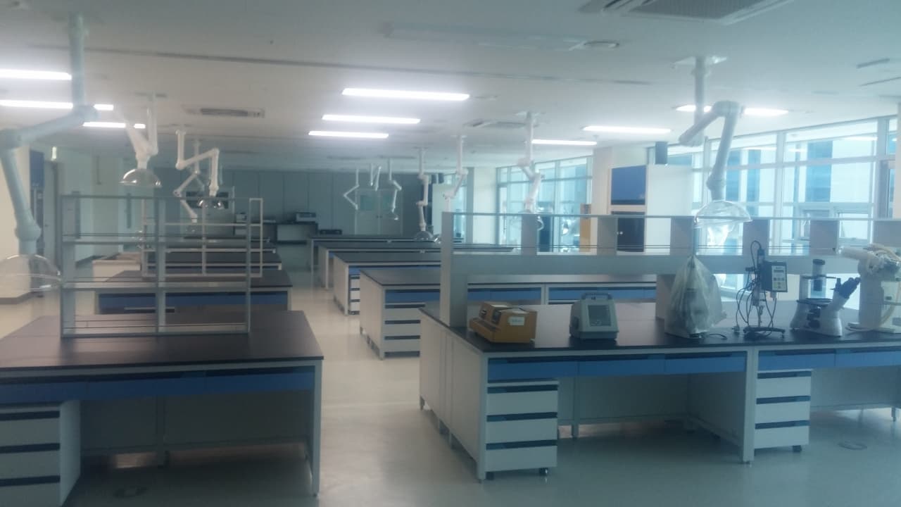 바이오 기업 암후드 설치